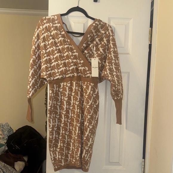 Dresses & Skirts - Brown and White Patterned Dress